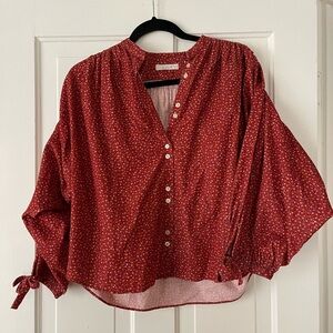 Doen O’Keeffe Top in Burgundy California Wildflower